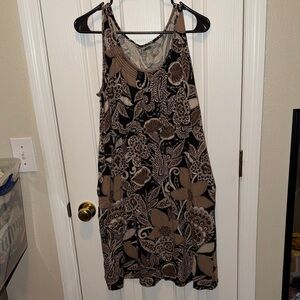 Floral Patterned Midi Dress - Black and Tan